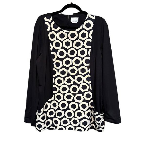 Marina Rinaldi Tops - VOYAGE Marina Rinaldi Tunic Top Black White Geometric Print Pockets Art to Wear